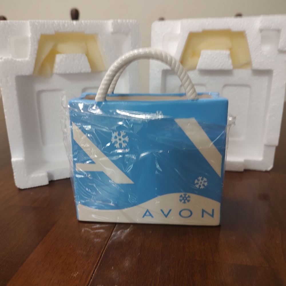 Avon happy holidays shopping bag collectible